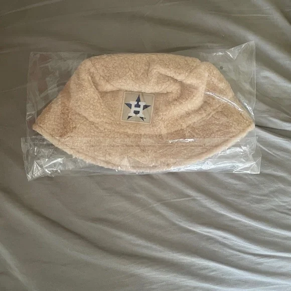 🤎 Houston Astros Sherpa Bucket Hat 🤎 - Picture 2 of 9